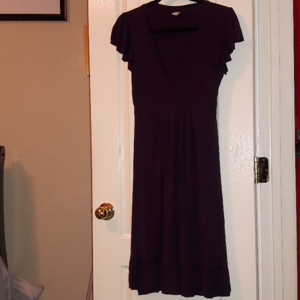Ruffled Eggplant Fluttery Short-Sleeve Dress